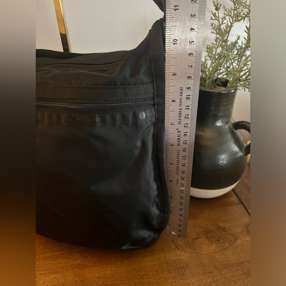 LeSportsac Crossbody Bag (with Key/Coin Purse) - Picture 14 of 15